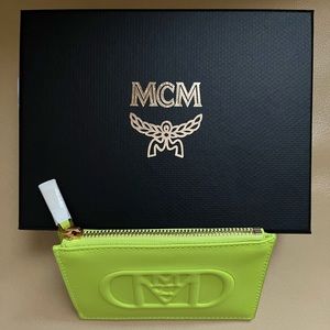 !!!New!!! MCM Leather “Mode Travia” Card Holder